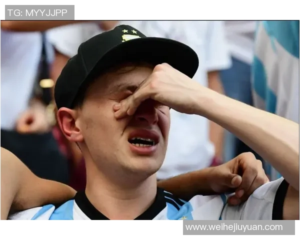 足球明星泪洒现场感人瞬间背后的故事与情感交织